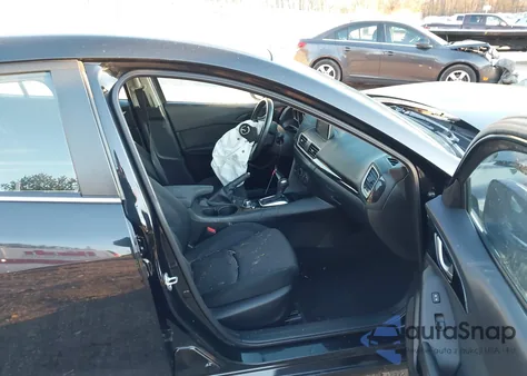 2016 Mazda Mazda3 I Sport из США, поврежденный, VIN JM1BM1U73G1332237